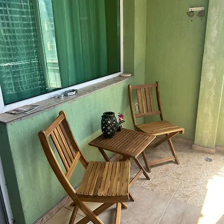 бялата къща Apartment *