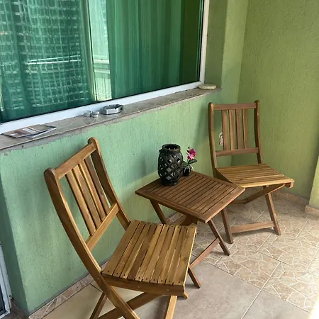 бялата къща Apartment