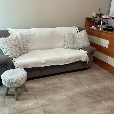 Apartment бялата къща